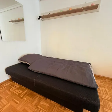 Moderne 3 * Monheim am Rhein