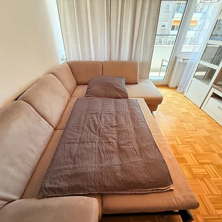 アパート Moderne 3