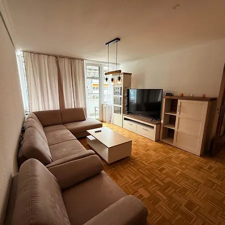 Moderne 3 アパート